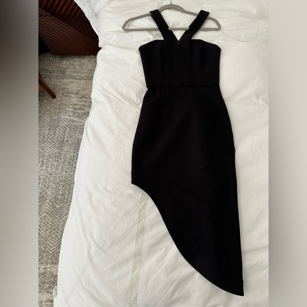 N/NICHOLAS size 2 asymmetrical black dress